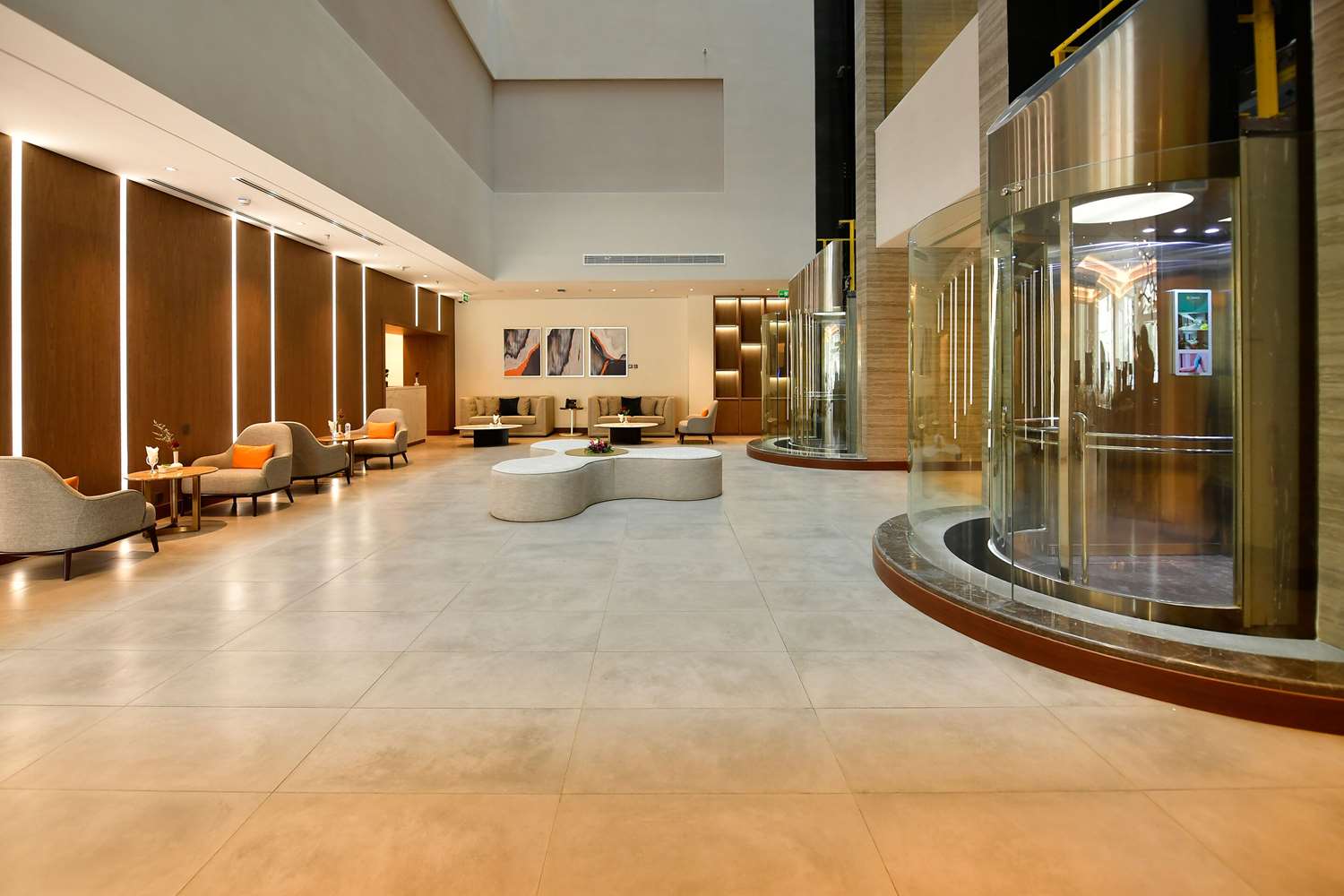 فندق كومفورت الرياض(Comfort Hotel Riyadh Olaya) 15/33