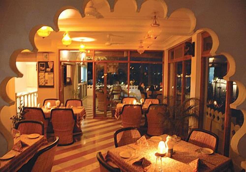 JAIWANA HAVELI 28/40