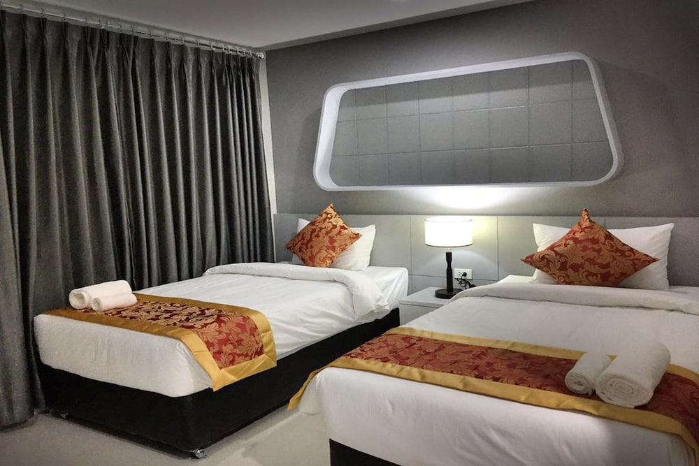 Top High Airport Link Hotel 16/47