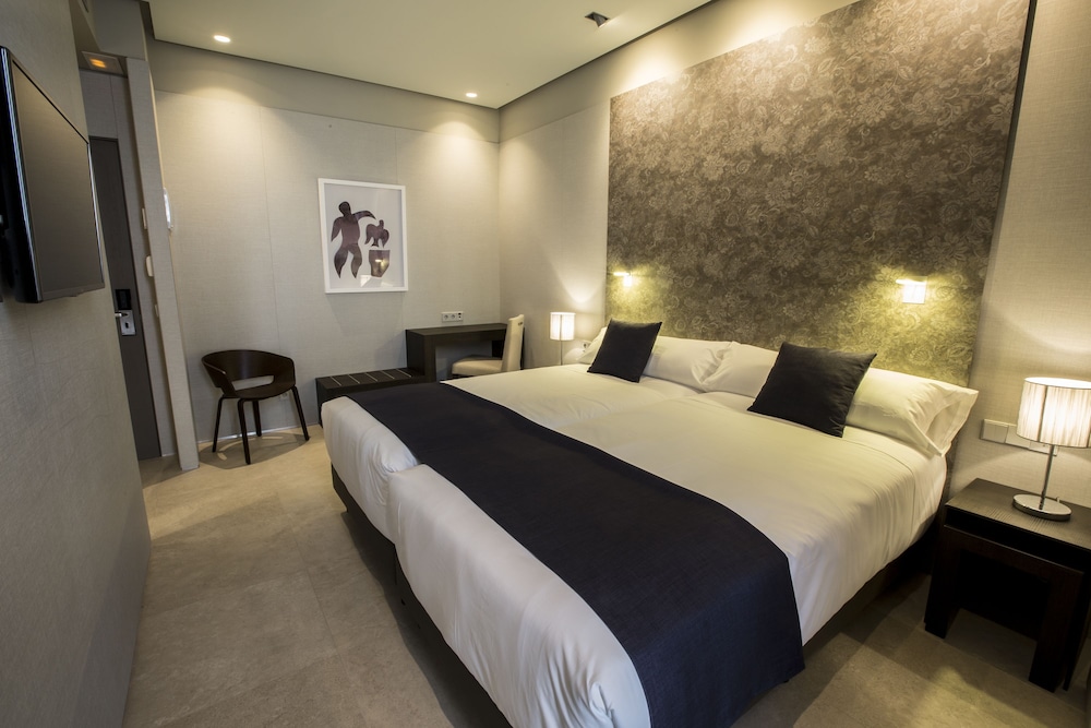 Vincci, Single, Double Bed