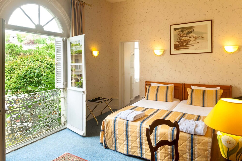 Citotel Le Plantagenet 23/65