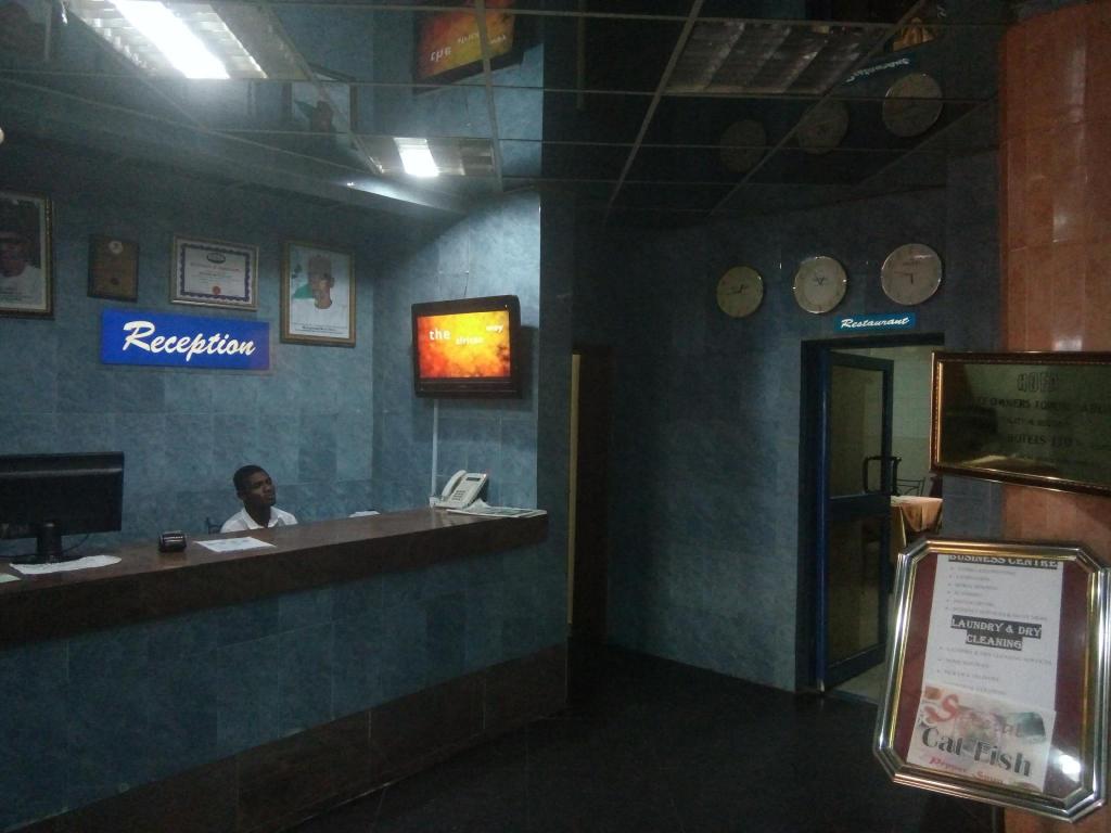 Oxford Hotel Abuja 2/22