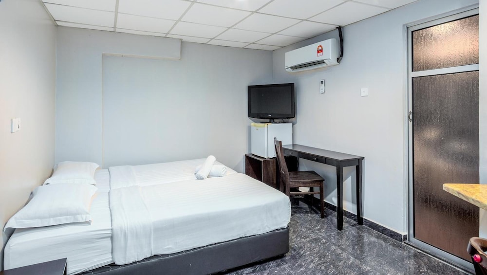Subang Valley Hotel 22/59