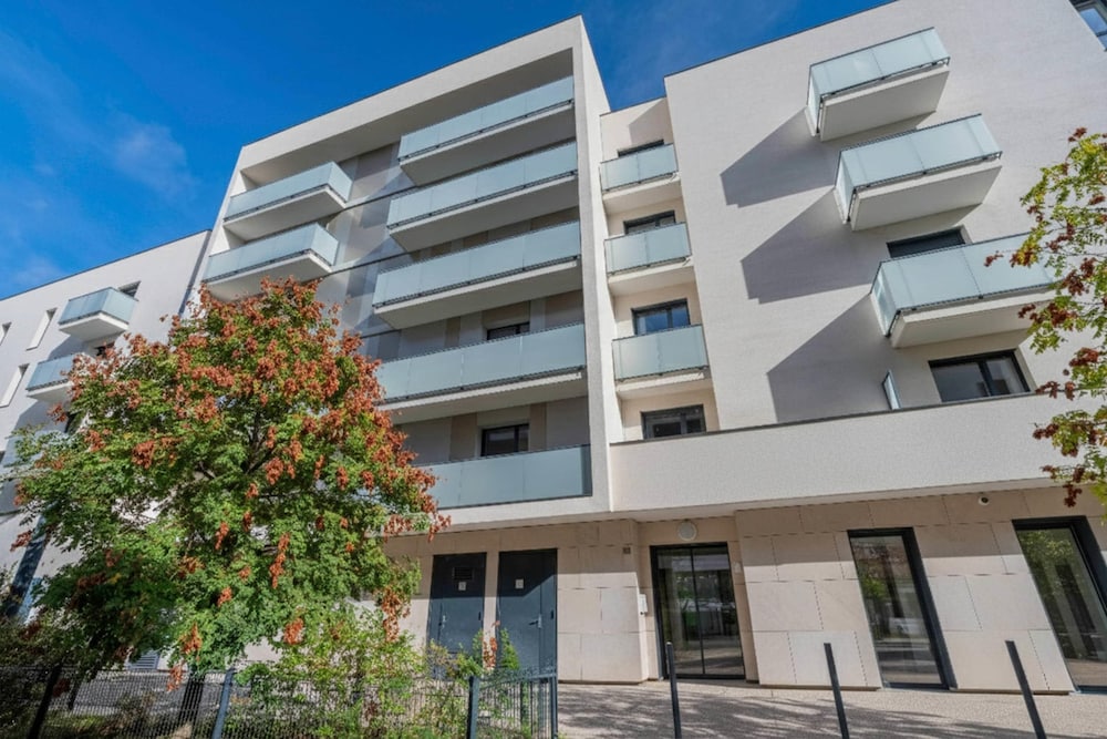 Quality Aparthotel Bourgoin-Jallieu 1/20