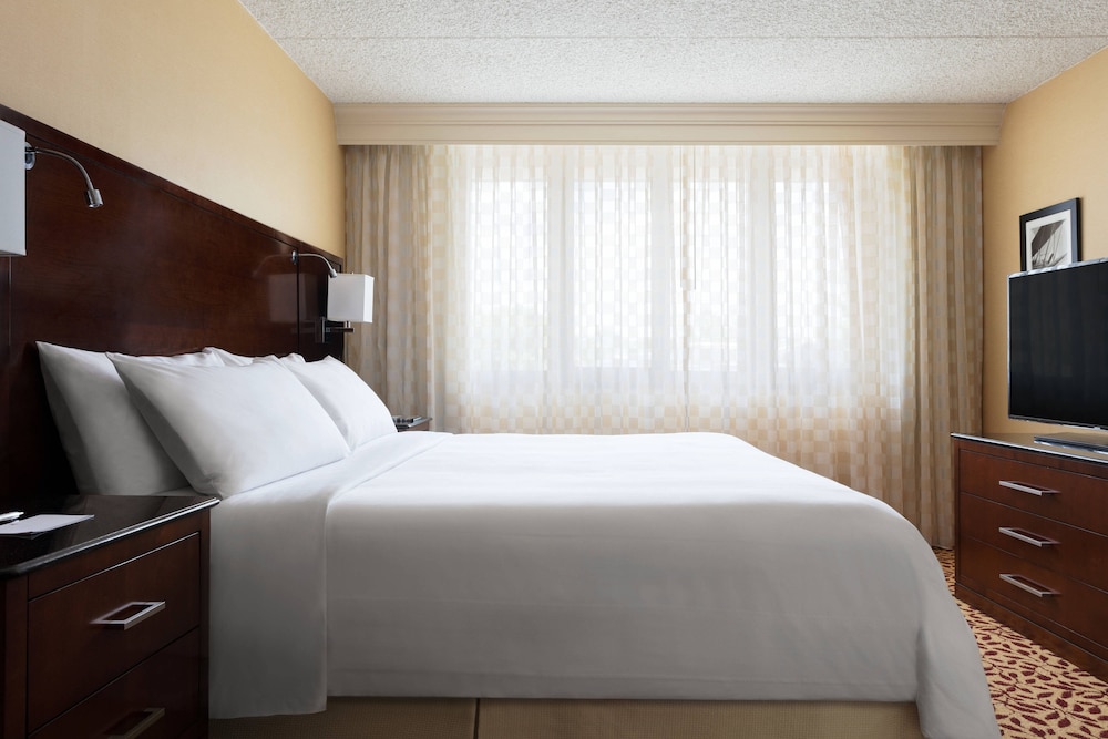 Marriott Long Island 9/40