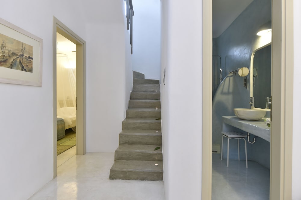 Naoussa Hills Boutique Resort- Adults Only (13+) 28/76