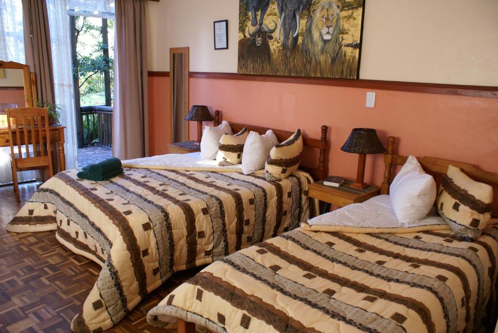 Airport Inn Bed Breakfast And Emerald Guesthouse 4/30