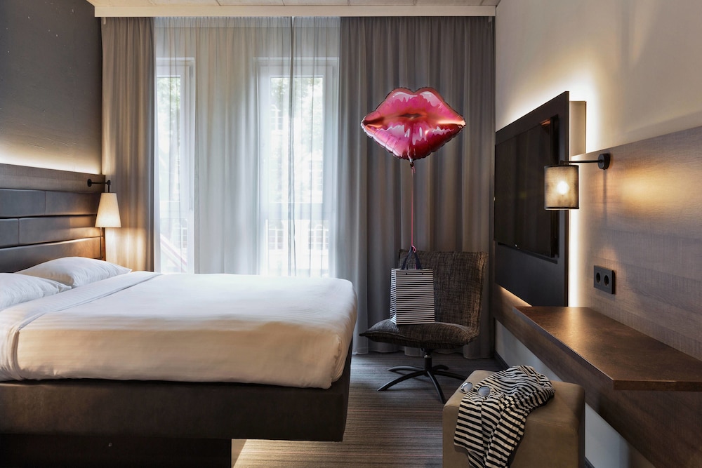 Moxy Frankfurt East 12/54