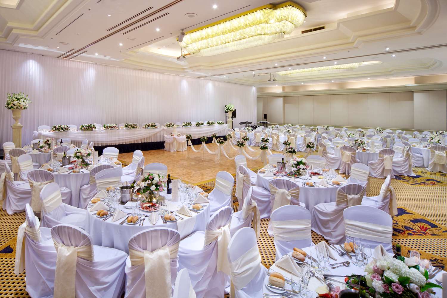 Stamford Plaza Sydney Airport, WorldHotels Elite 35/58
