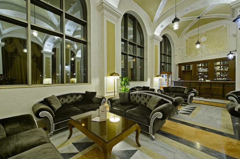 Colosseum Marina Hotel Batumi 56/72