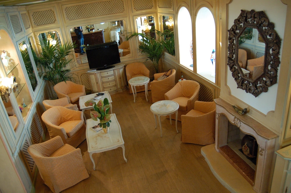 Villa Laguna 24/37