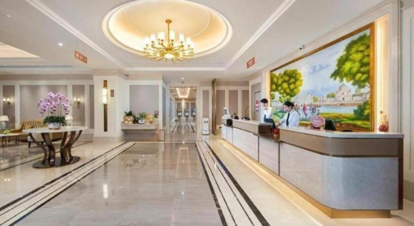Vienna Hotel (Shenzhen Baifu City) 13/47