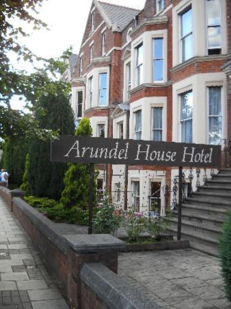Arundel House Hotel 47/51