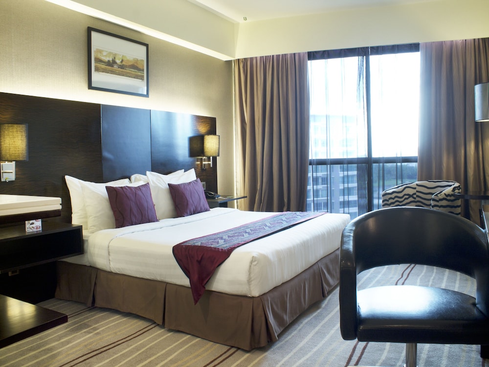 Ming Garden Hotel And Residences 33/69