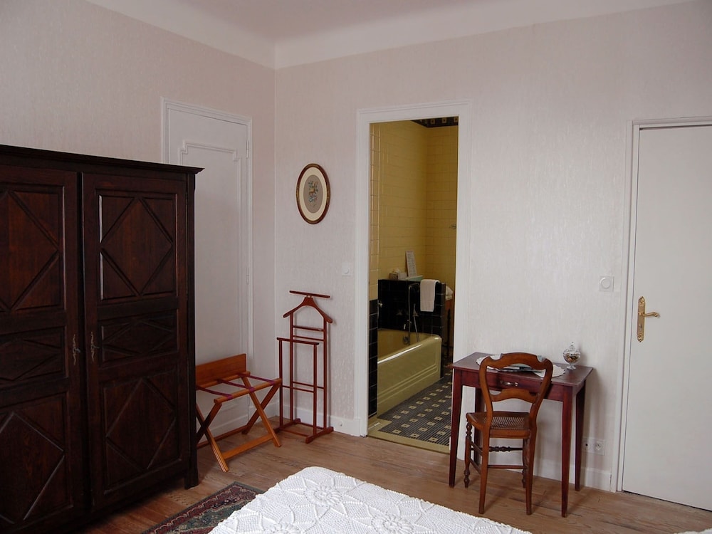LA MAISON D'ANTAN 28/42