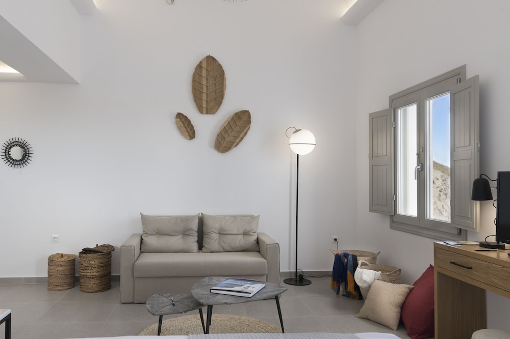 Symphony Suites Santorini 32/50