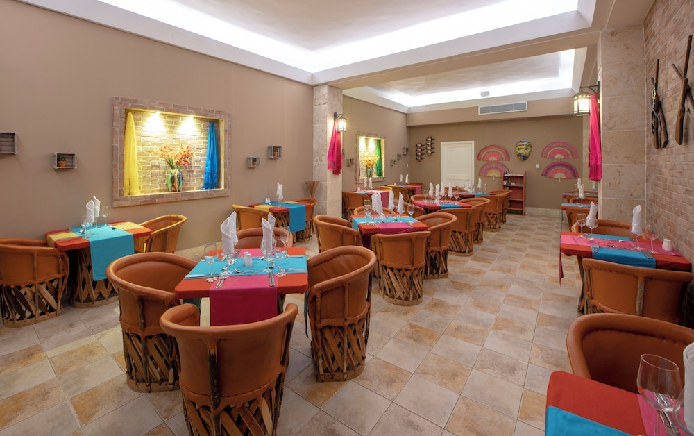 Viva Heavens by Wyndham A Trademark All Inclusive 45/63