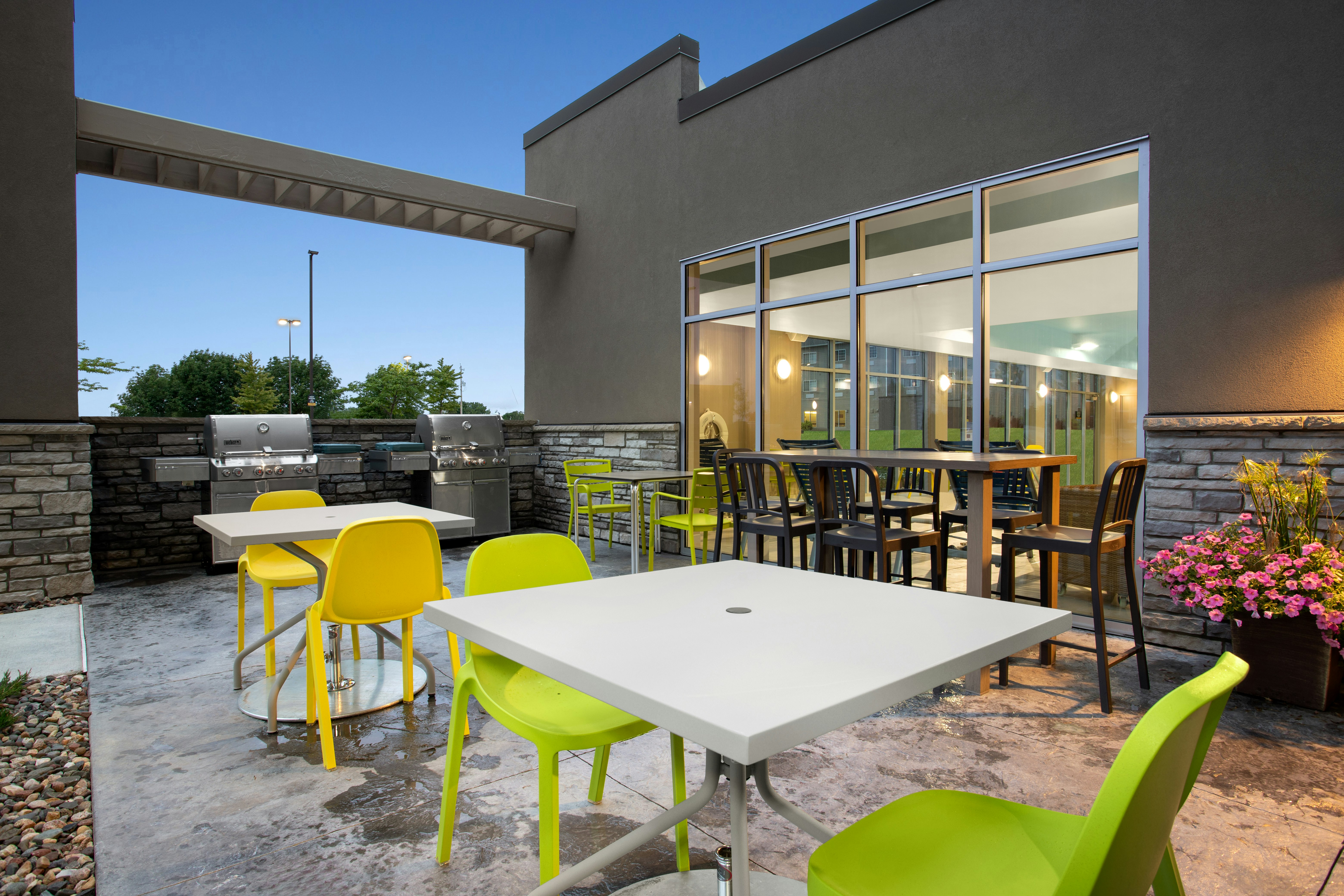 Home2 Suites by Hilton Owatonna 18/20