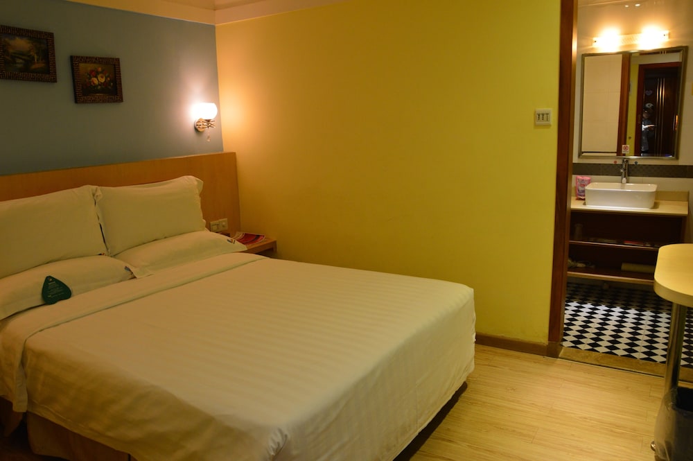 L Hotel Zhuhai Lianhua Branch 8/26