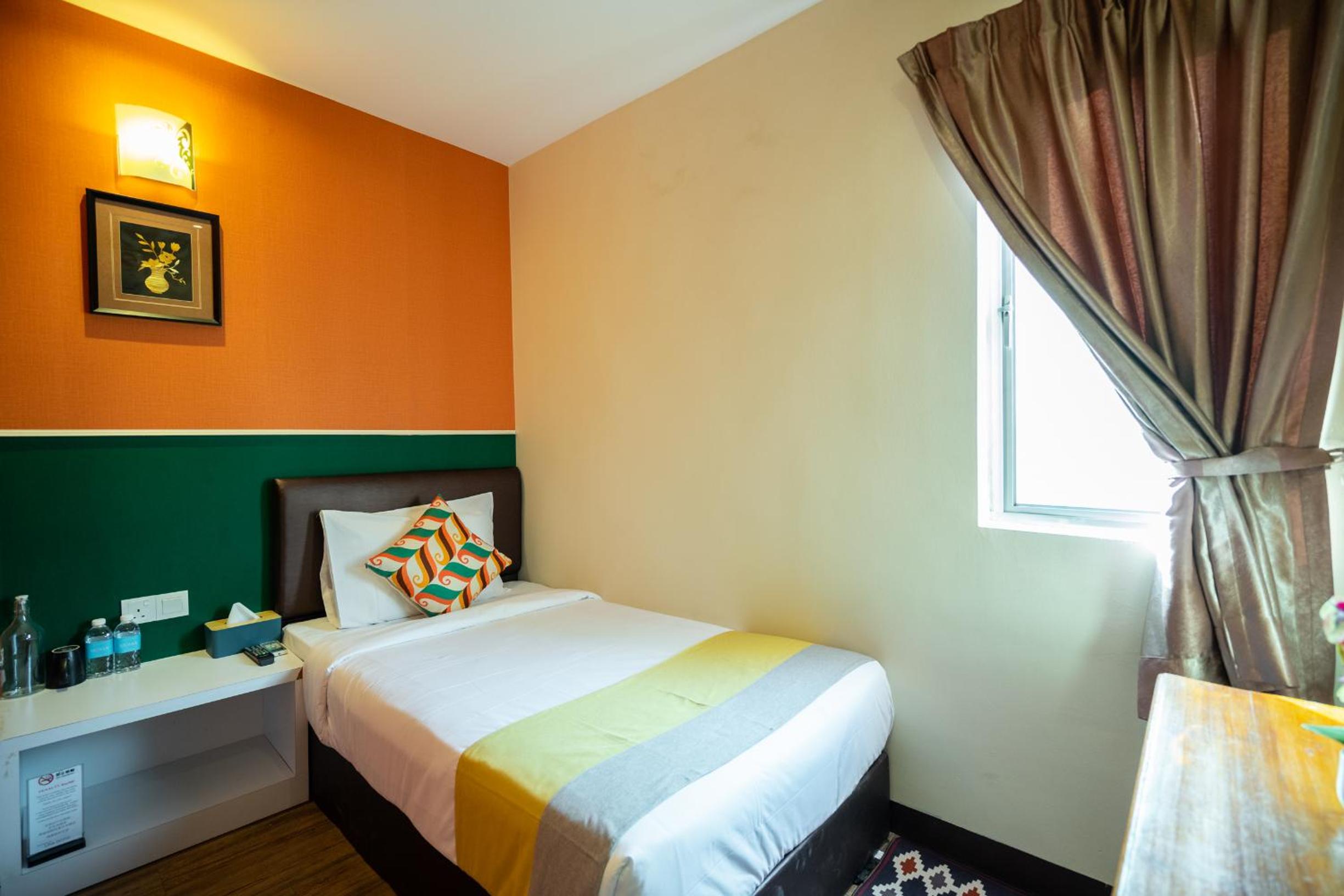 Link Hotel 27/50