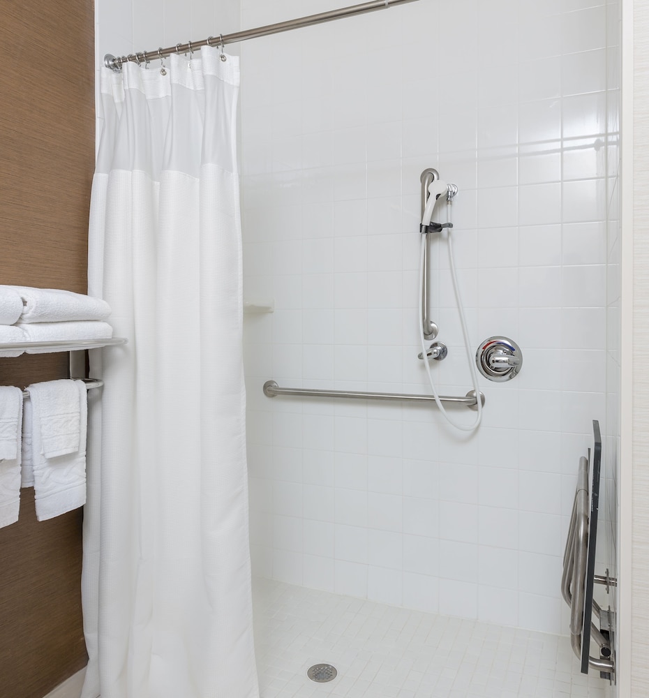 Fairfield Inn Lubbock 37/38