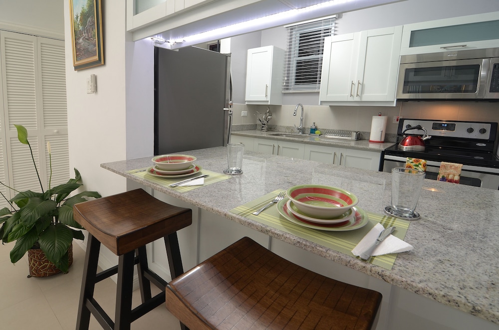 Kingsway New Kingston Guest Apartment Ii 34/45