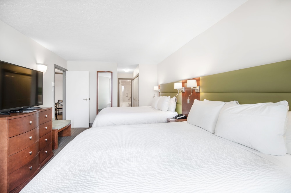 Victoria Regent Waterfront Hotel & Suites 16/86