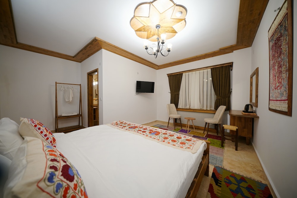 Pashahan Hotel 12/43