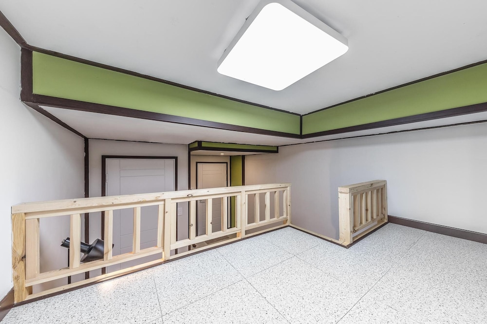 Ganghwa Rodemhouse Pension 5/48