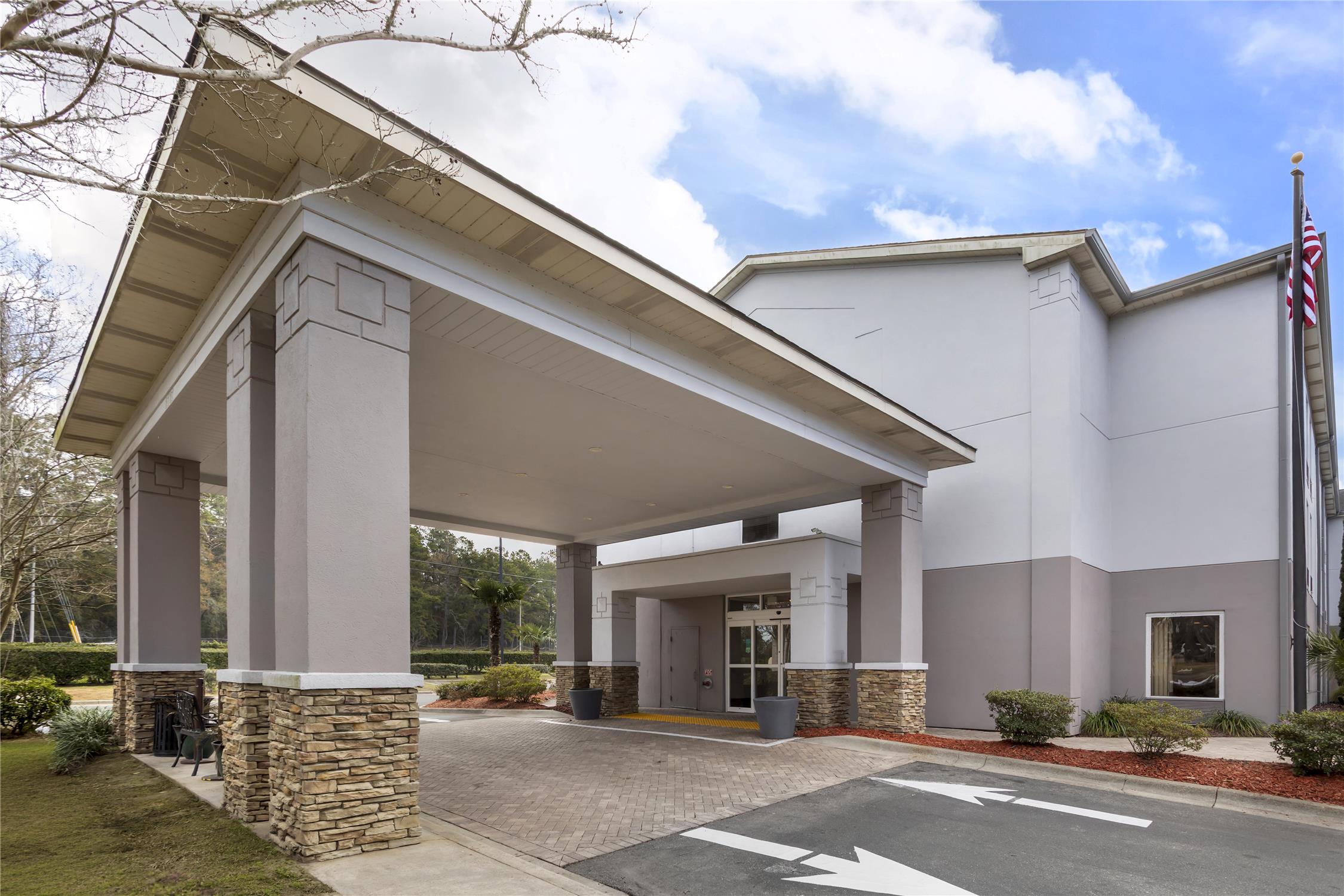 Best Western Plus Tallahassee North Hotel 51/56