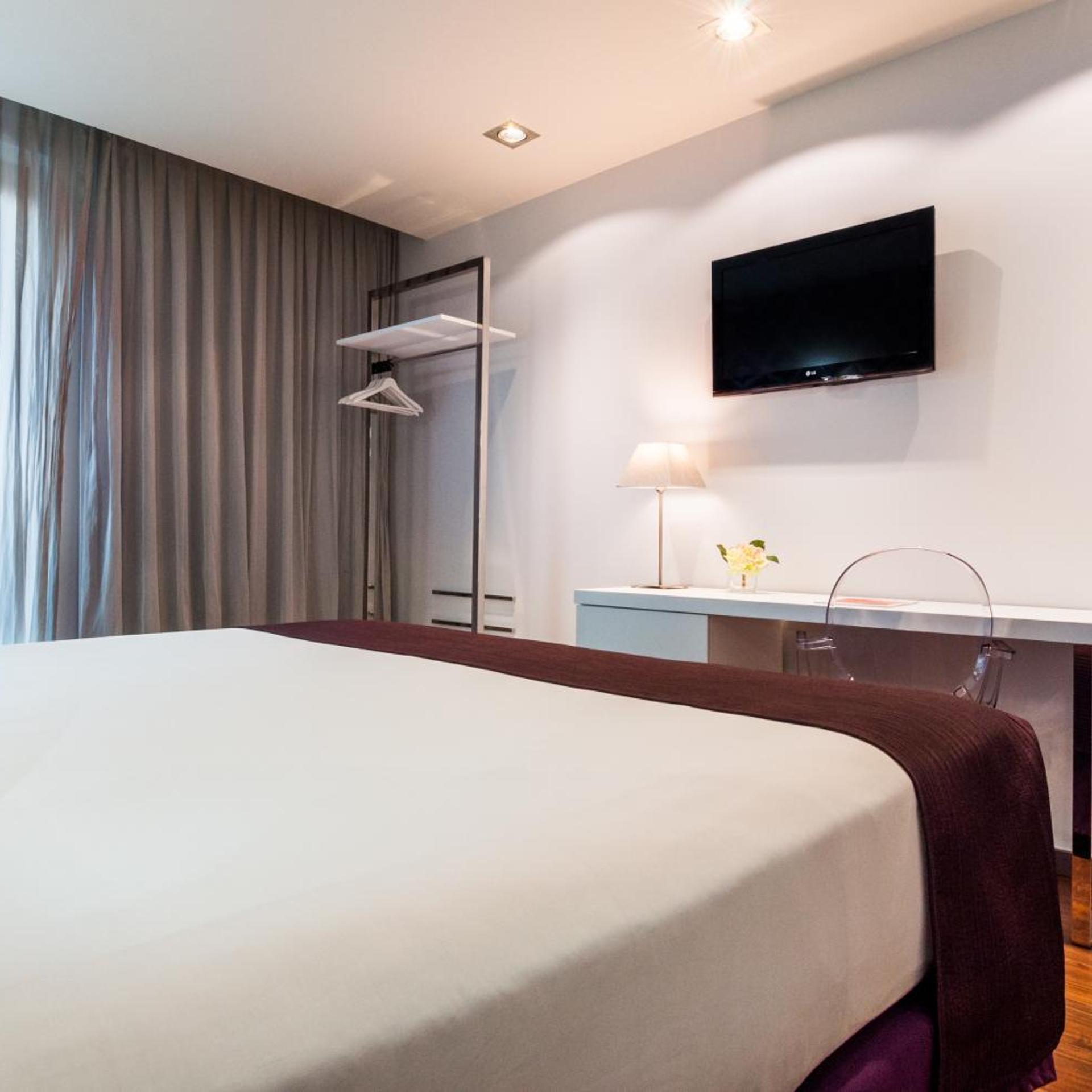 Room, Double or Twin Bed, Ramblas View