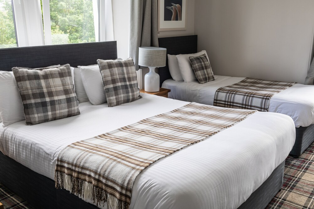 Whitebridge Hotel 12/39