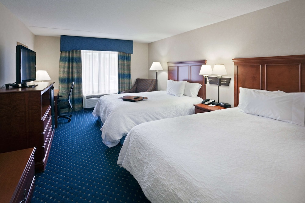 Hampton Inn Clifton Park 18/56