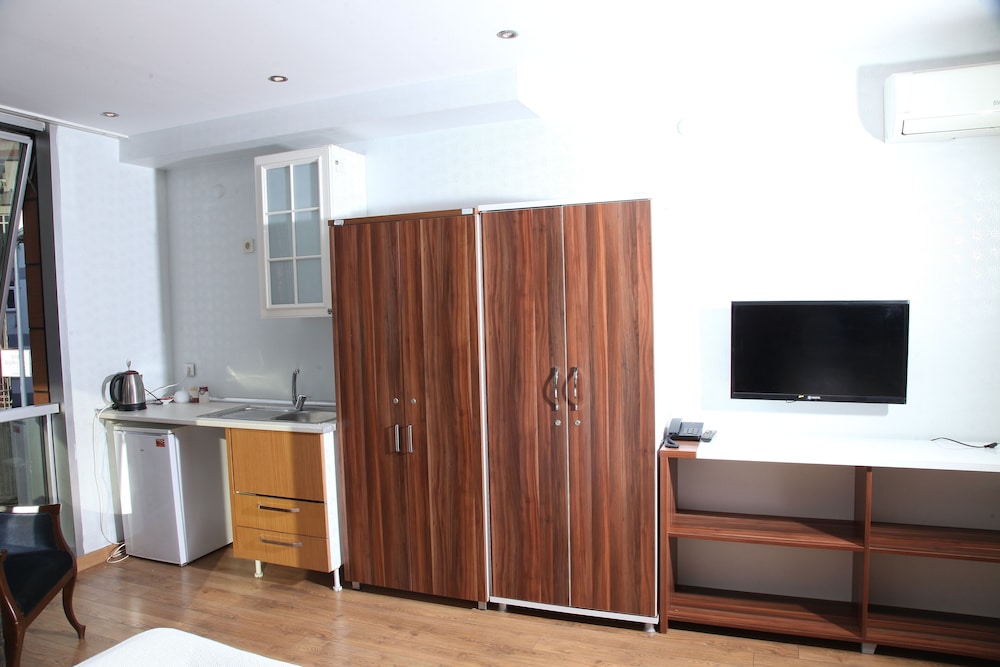 Garden Hill Hotel 33/44