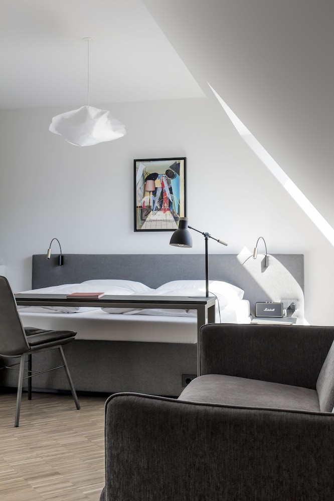 LendHotel 29/41