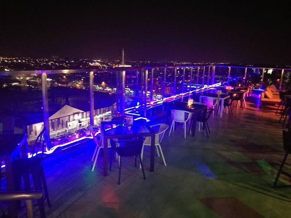 Amerin Hotel Johor Bahru 54/57