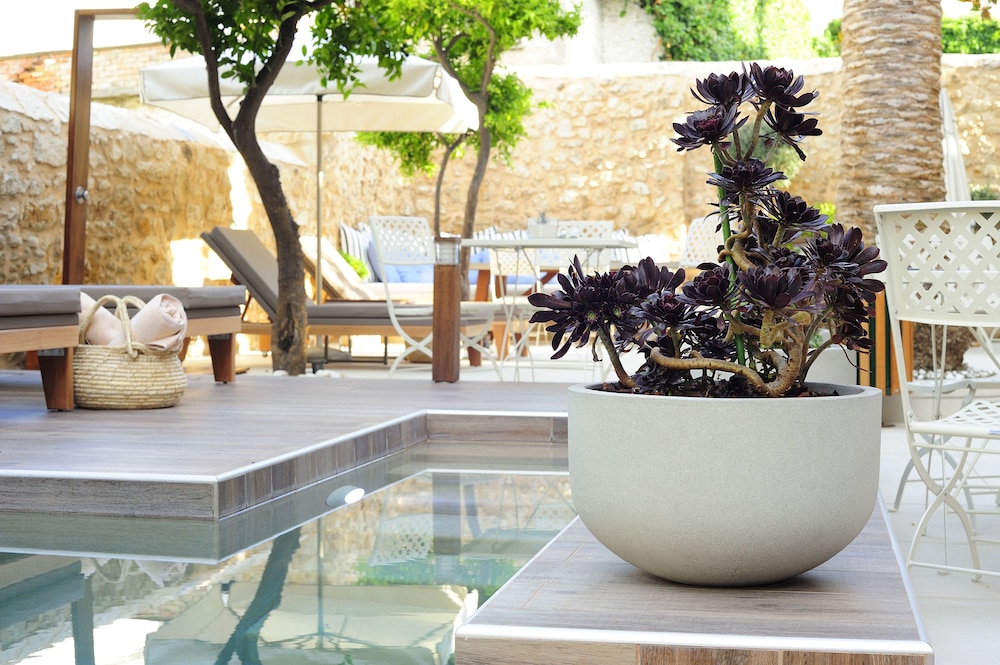 Pepi Boutique Hotel 36/50