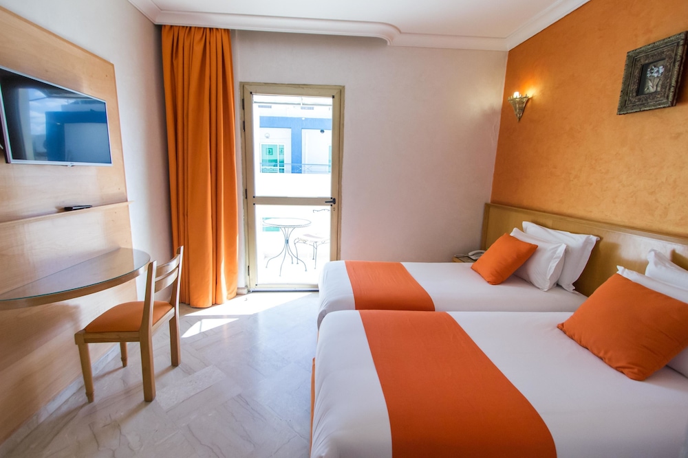 Room, Single