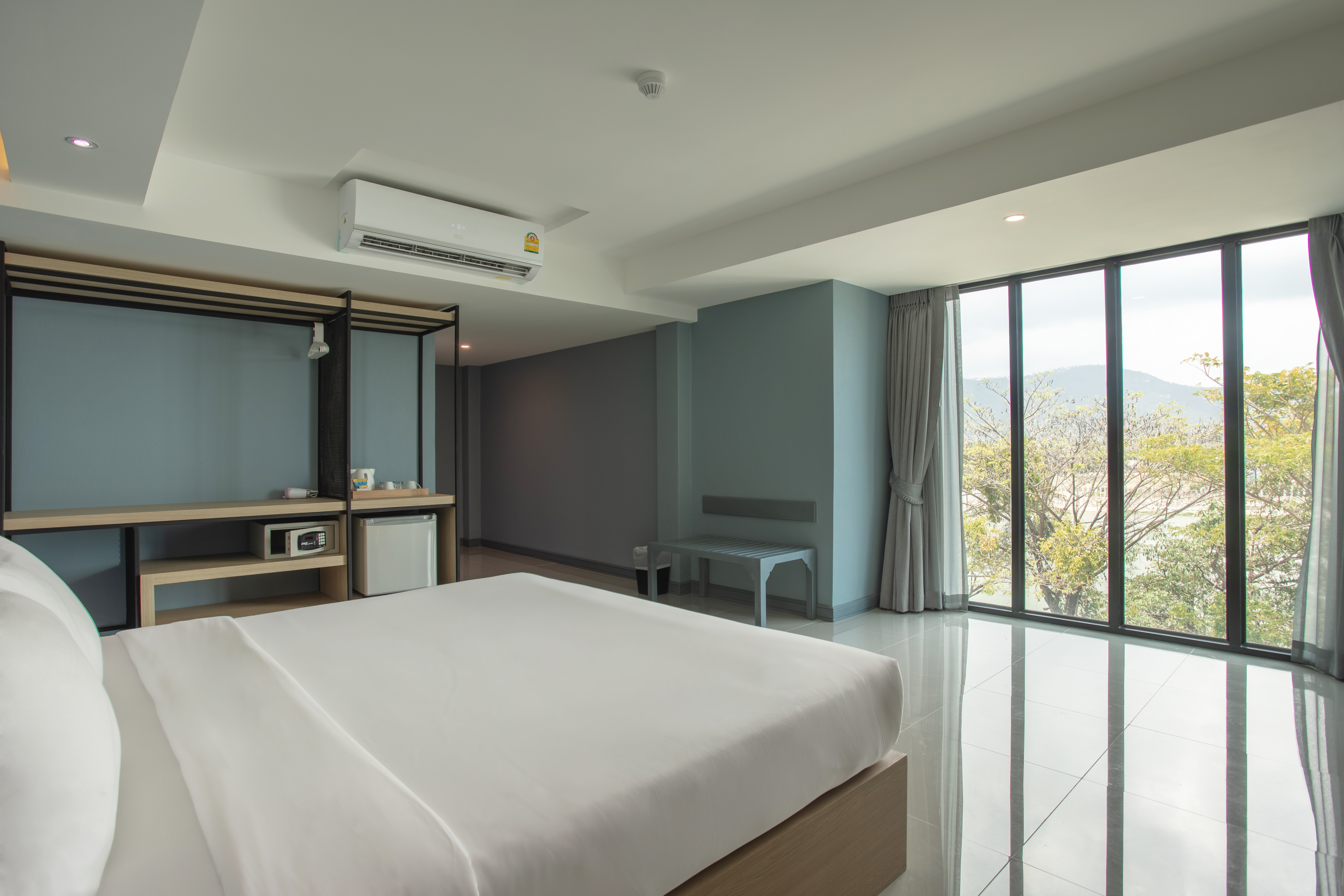 Deluxe, Double Bed