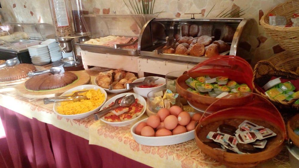 Hotel Crosal photo3