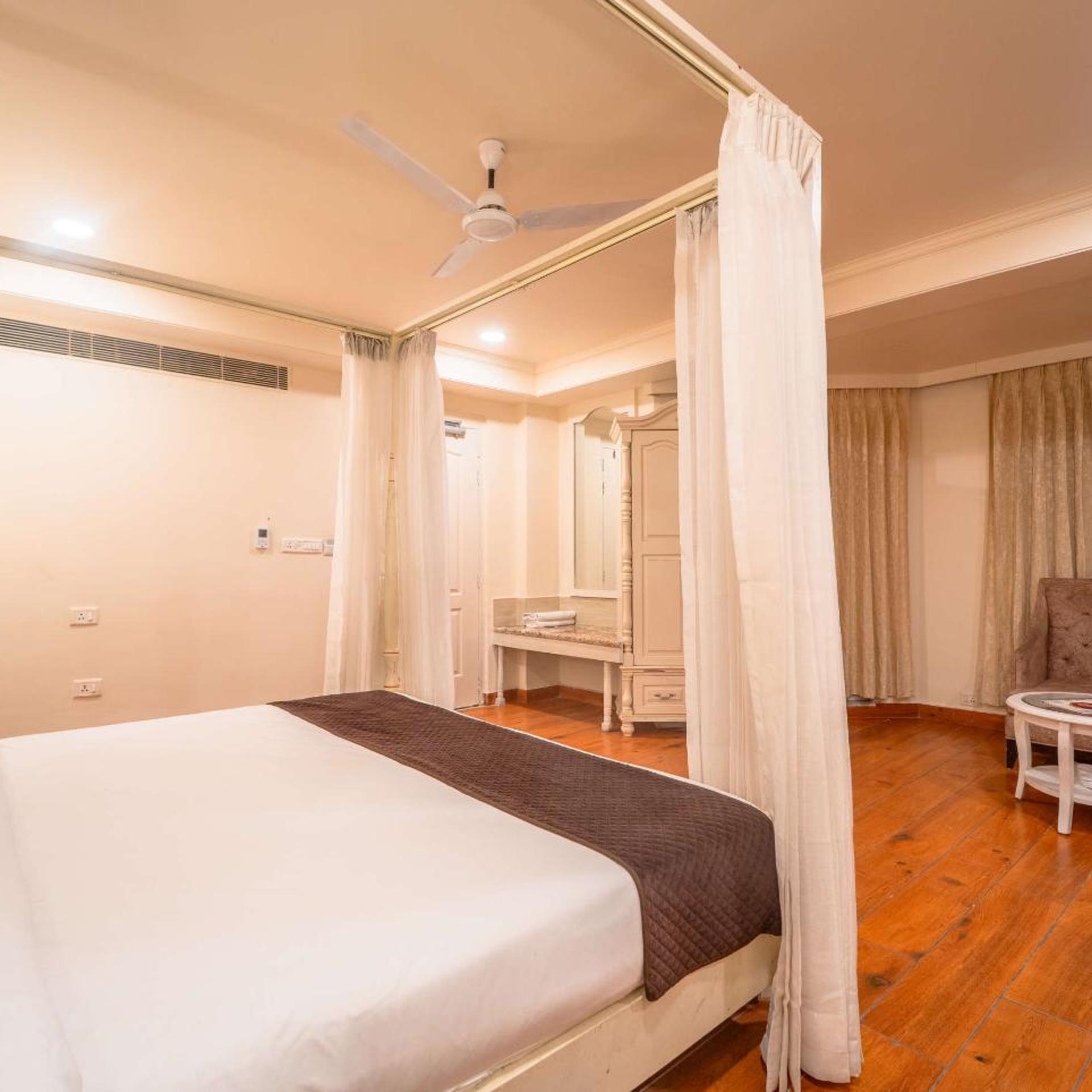 Hotel Magenta Jaipur 12/32