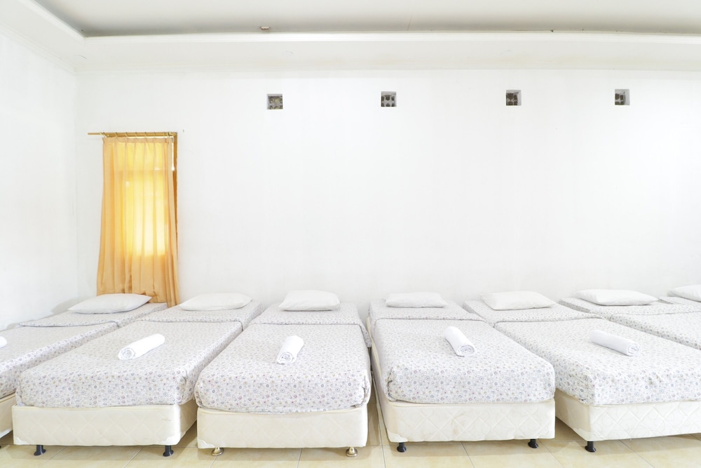 Nirwana Hotel Lembang by ZUZU 28/50