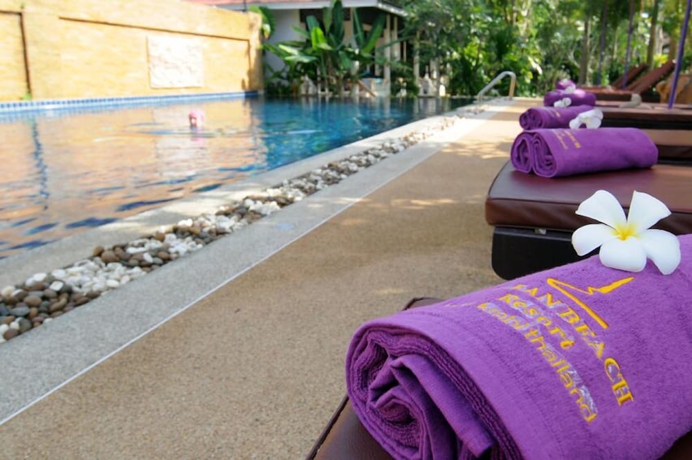 Clean Beach Resort 38/54