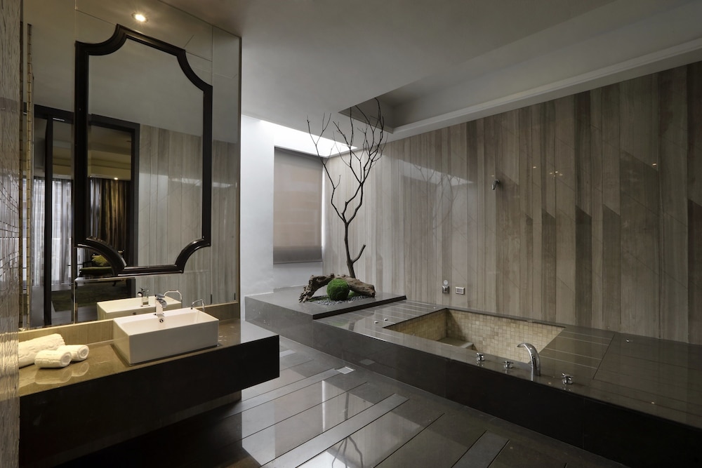 Puli Ease Hotel 19/60