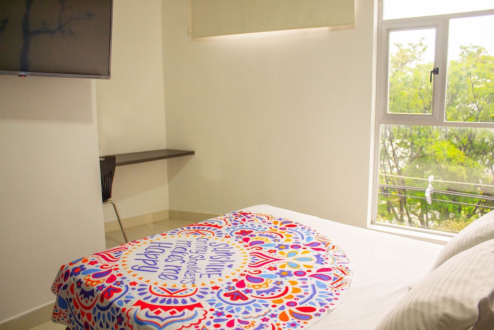Hotel Bolivariana Plaza 13/30