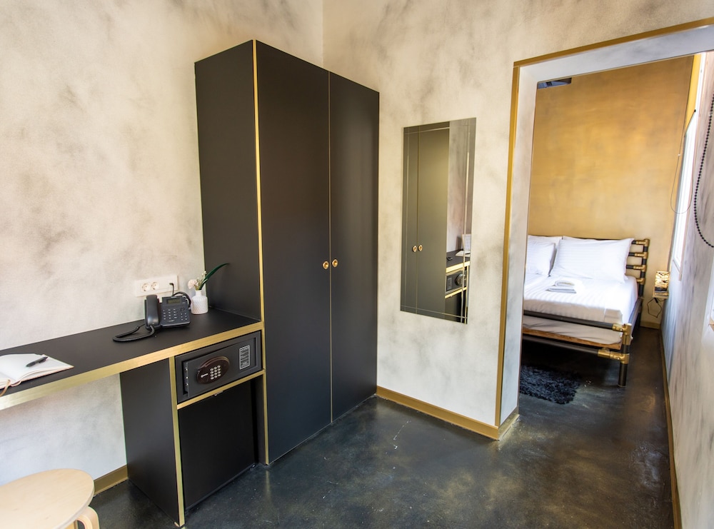 Chillout Hostel Zagreb 6/48