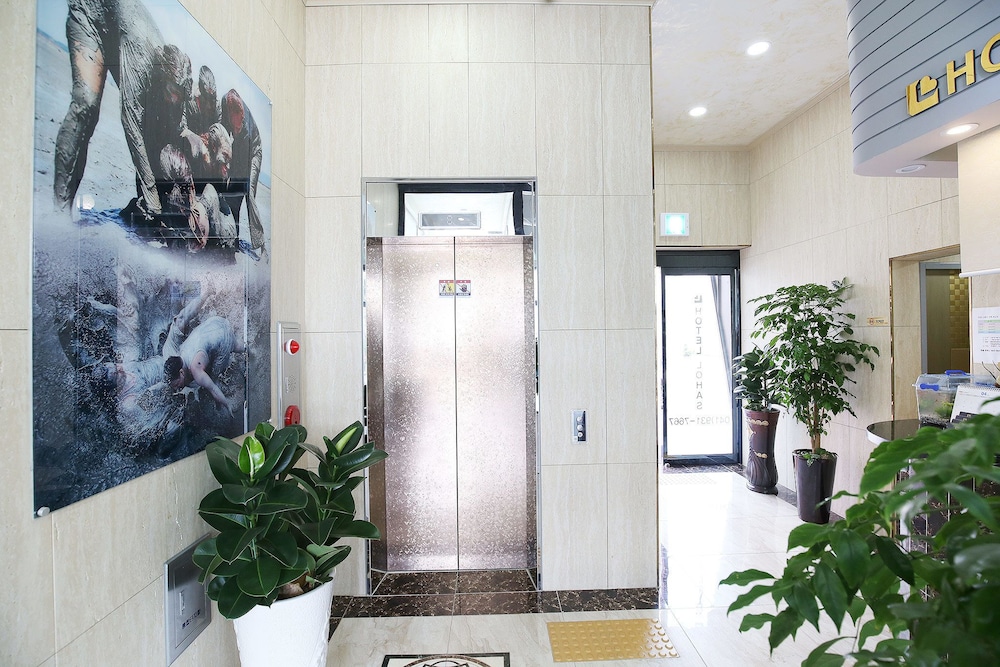 Lohas Hotel 5/29