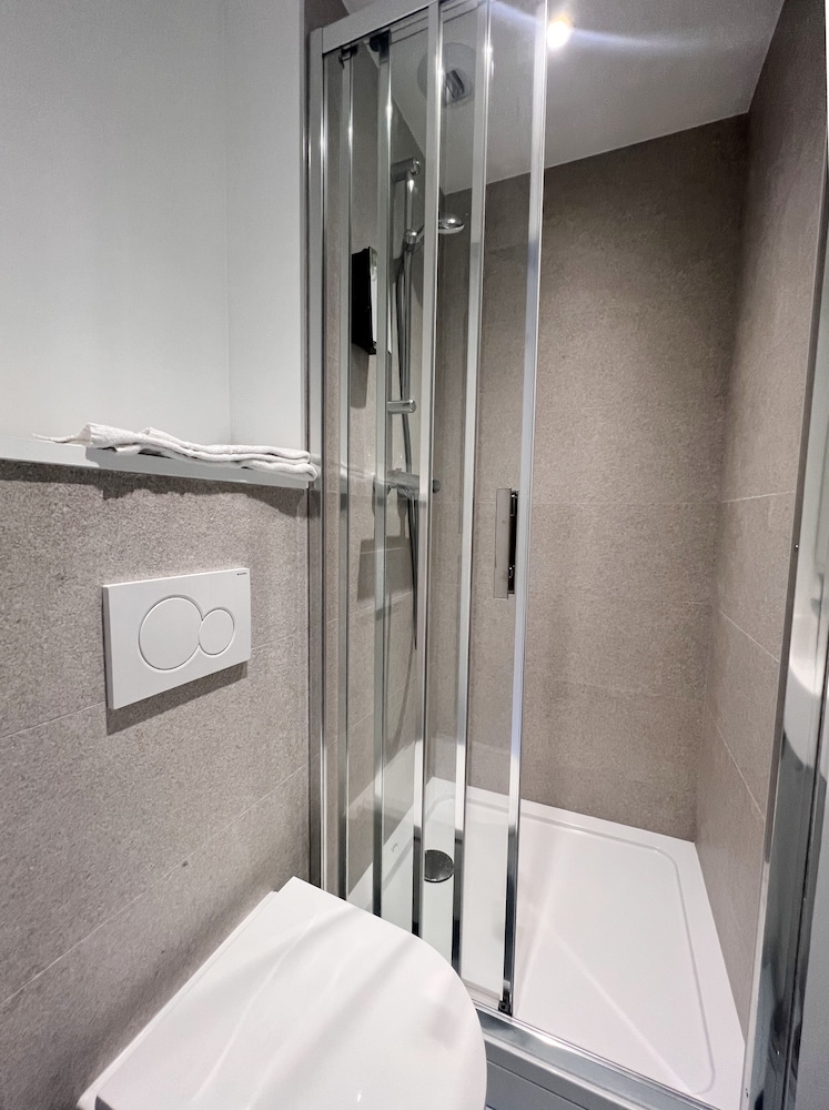Hotel Kyriad Direct Moulins Sud - Yzeure 62/62