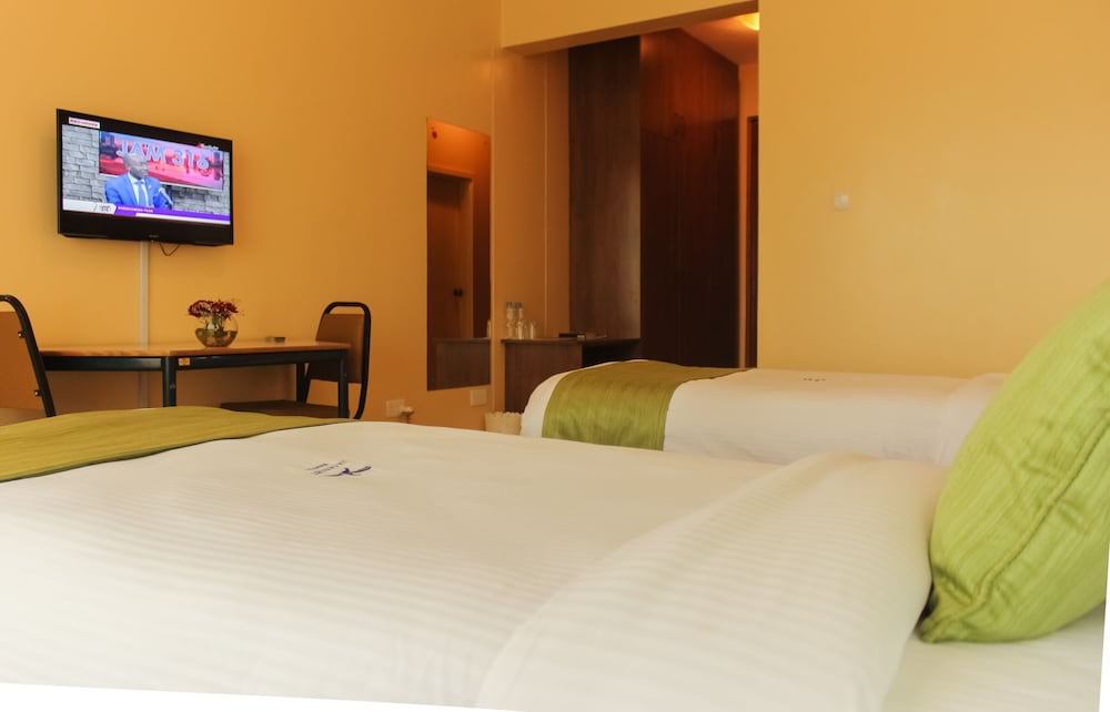 Lia Hotel & Training Centre 20/50