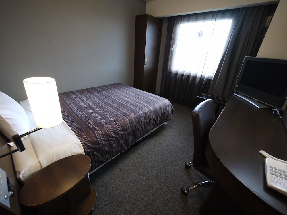 Hotel Route-Inn Ichinoseki Inter 12/53